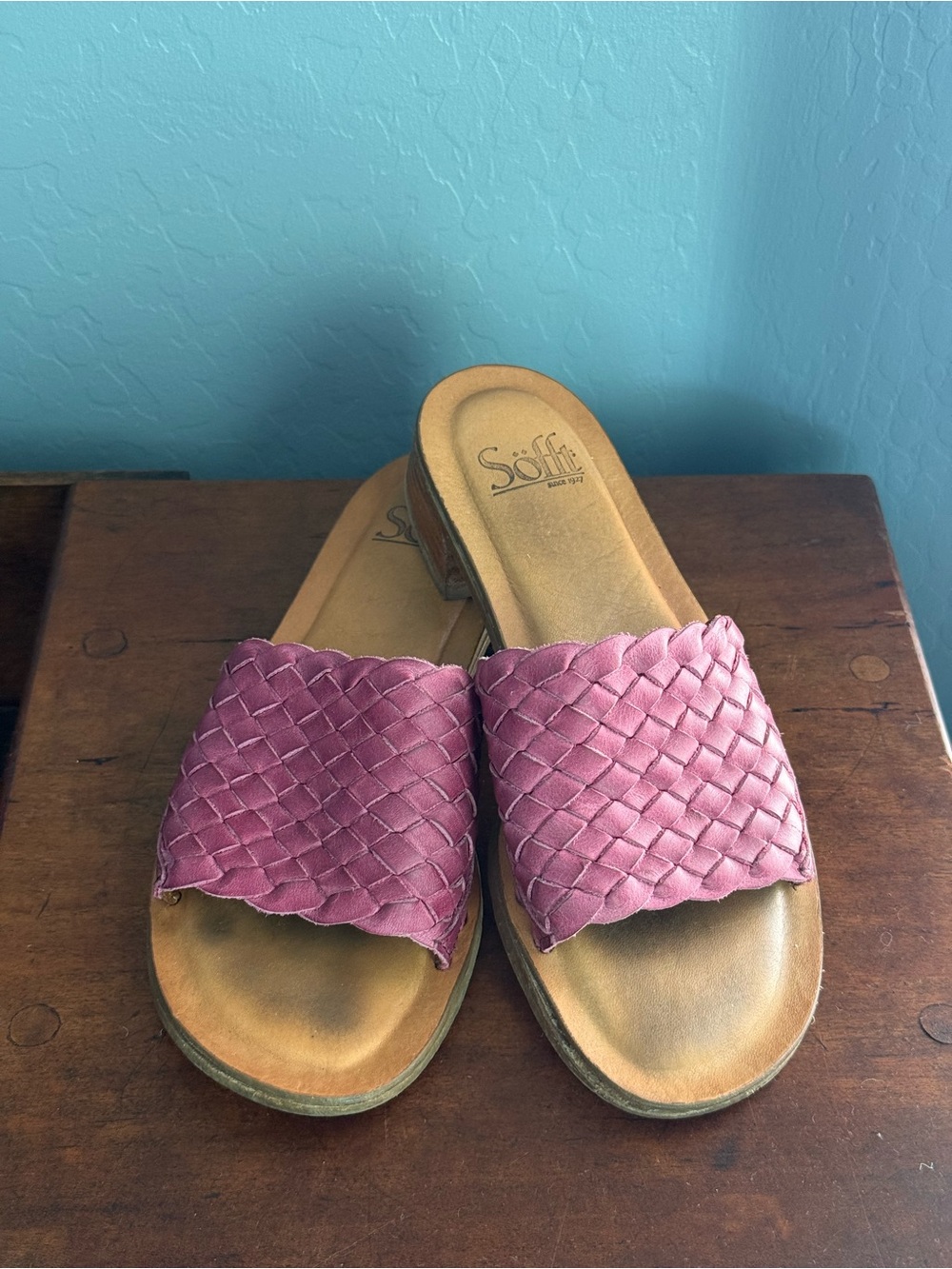 Sofft Ardee Women's Woven Leather Slide Sandal in Pink - 7.5 size 38